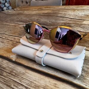 Elegant Pink and Gold Women's Sunglasses